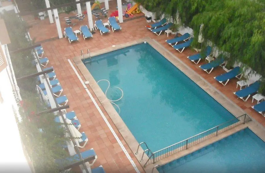 Hotel Apartamentos Arcos Playa S'Illot