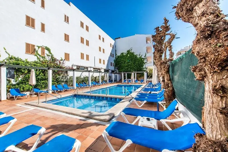 Apartamentos Arcos Playa S'Illot  Spain
