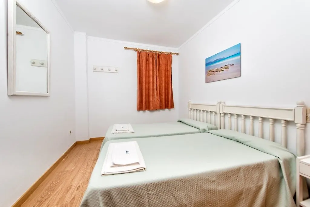 Apartamentos Arcos Playa S'Illot  S'Illot (Mallorca)